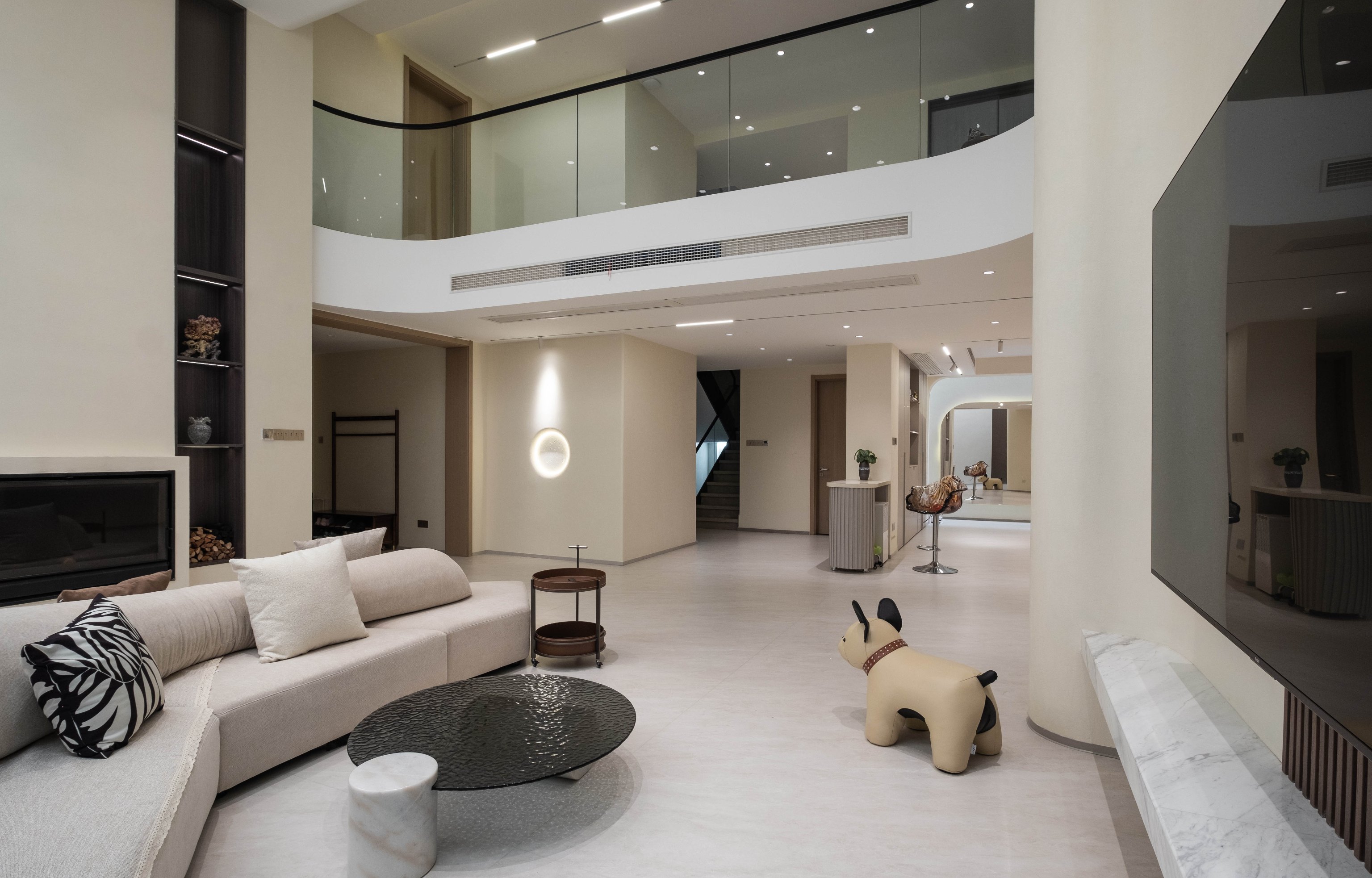 七里香溪 600㎡ 現(xiàn)代風格